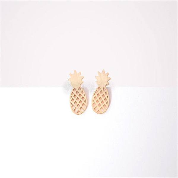 2019 Fashion pineapple stud earrings personality fruit stud earrings hand dull surface stud earrings wholesale T0248