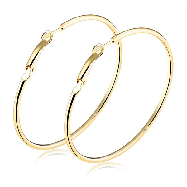 European and American Simple Ring Large Ear Circle Nightclub Fashion Exaggerated Golden Earrings Lady Earrings Popular Temperament