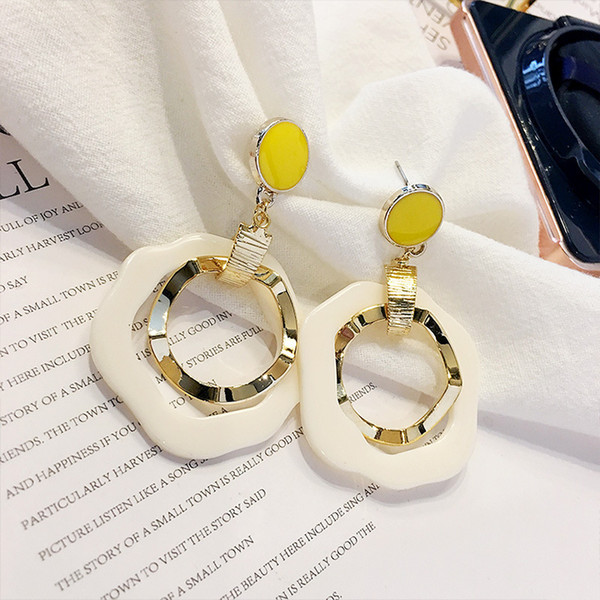 S925 Silver needle European and American geometric round acrylic ear nail boomers simple temperament sweet personality earring Earrings