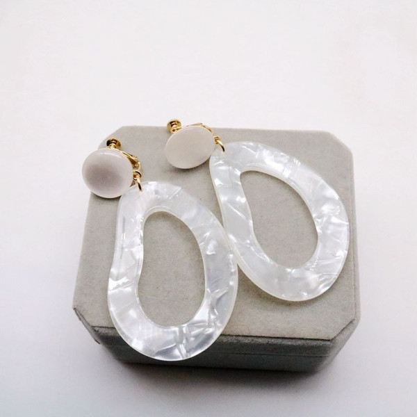 Free Shipping White Resin Geometric Elegant Sweet Girl Clip Earring For Women, Pretty Design Trendy Clip Earring