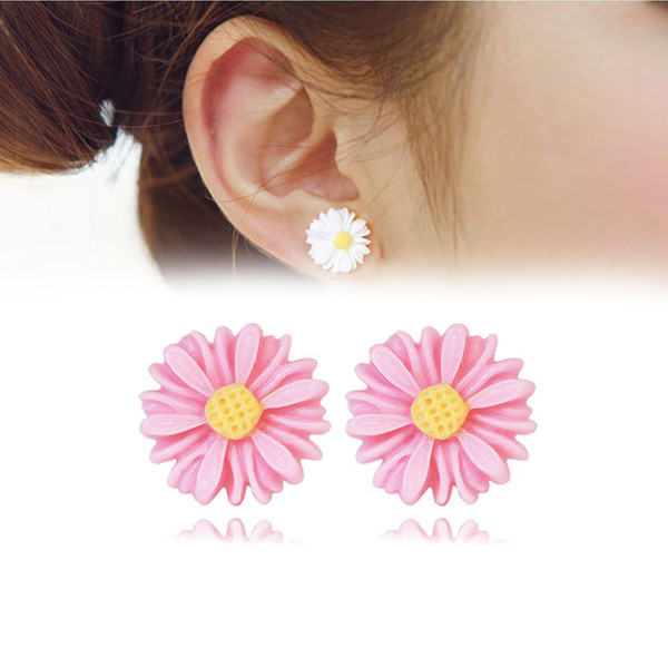 New Brand Summer Style Flowers Earring For Women Brincos Allergy Free No Ear Hole Magnetic Earings Women Brincos Jewelry Gift