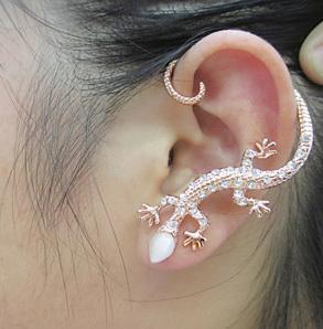 new Fashion Crystal rhinestone Gecko Ear Hang Lizards Ear Clip Hang Cool Widely Animal Cuff Earrings for women