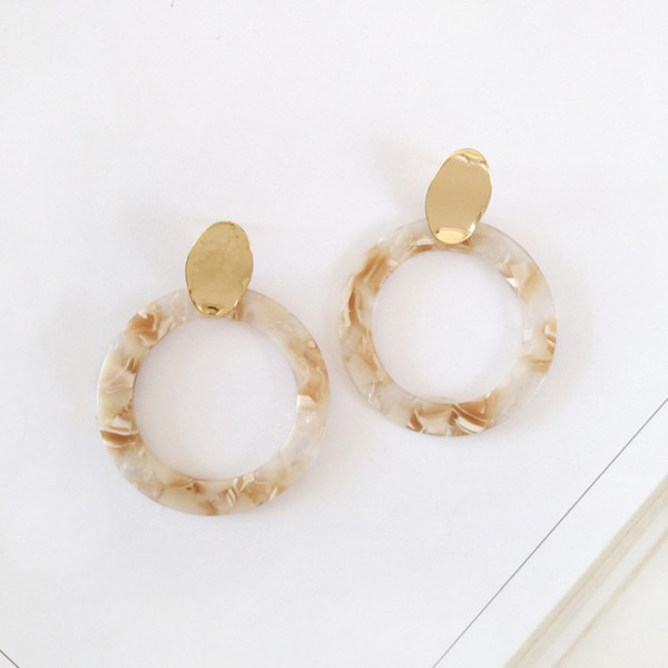 Bing Tu Simple Big Round Resin Earrings Gold Color Clip Earrings Without Piercing Wedding Jewelry Geometric Earring No Ear Hole