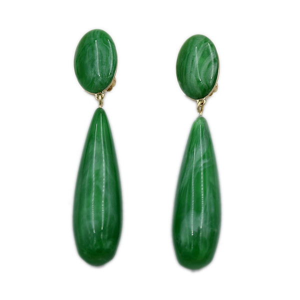 Green imitation jade ear clip, luxury resin ear pendant