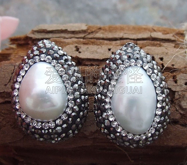 E111313 19x25MM Teardrop White Pearl Earrings