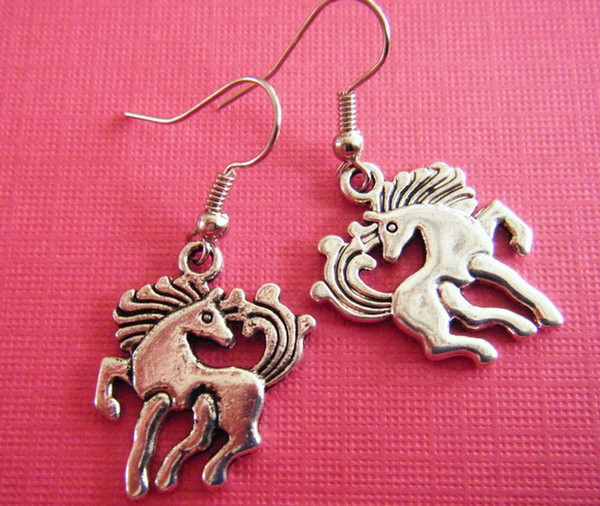 Vintage Silver Horse Clover lantern Swan Bear cap wings Dog Yin Yang Dragon Dangle Earrings Drop Chandelier Earring For Women Jewelry HOT