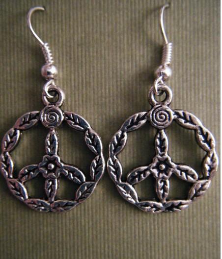 Fashion 100Pair Vintage Silvers Hippie Peace Signs Charms Pendants Drop Earrings DIY Jewelry Women Handcrafted Valentine's Gift P693