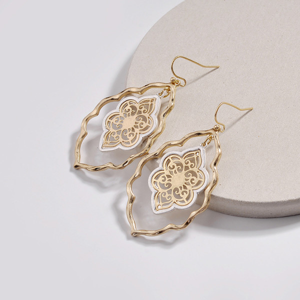 Gold Silver Metal Alloy Frame Dangle Earrings Hollow Flower Pattern Hexagon Charms Kendra Style Chandelier Earrings Jewelry