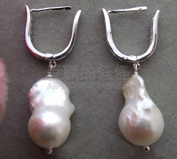 E010209 20MM Keshi Pearl Earrings - 925 Rhinestone Stud