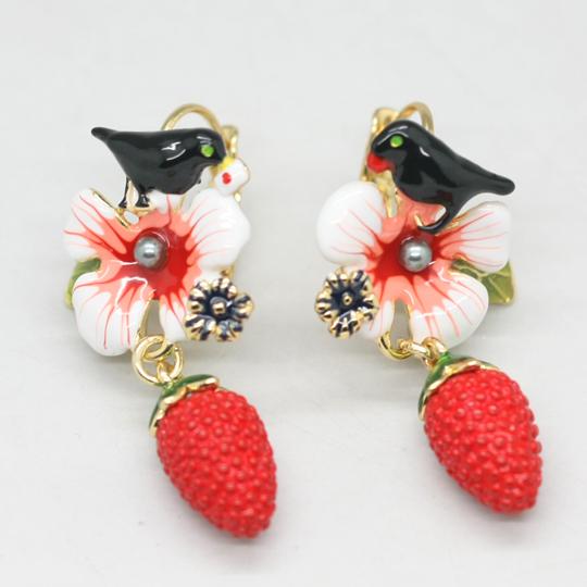 Les BSL nereides garden series strawberry bird ear-hanging enamel magpie fruit earrings