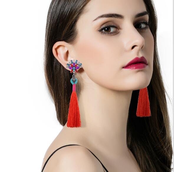 The latest E0421 selling a single product retro fashion earrings personality folk style long Tassel Earrings wholesale sales