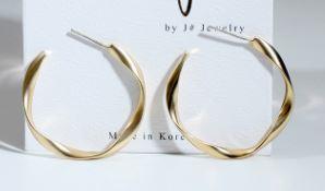 2018 Day South Korea s925 silver needle big circle stud earrings became generous 18 k gold earrings design joker female earrings