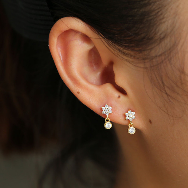 2018 minimal minimalist delicate flower cz drop earring cute lovely girl women gift beautiful small studs cz charms 2018 new arrived