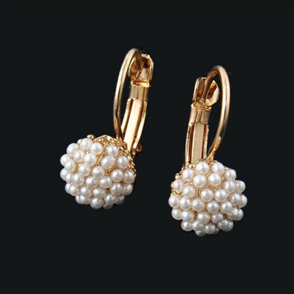 Europe And The United States Hot Fashion Korean Round Pearl Earrings Millet Beads Earrings Simple Popular Earrings Jewelry Wholesale