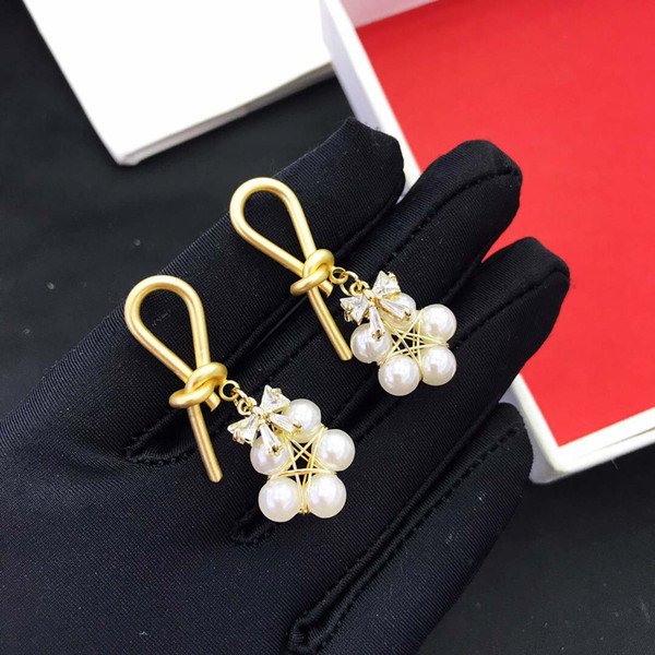 2019 New Luxury Designer Stud women Earrings Bowknot Ear Stud women Earring Pearls Gold Silver Jewelry Accessories Gift for Girls Free Ships