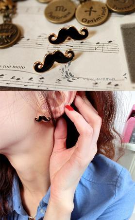 Mustache shape earring, Fashion Jewelry, unisex, Anti-allergic, fasion style, no fade, Hign quality and Free Shipping