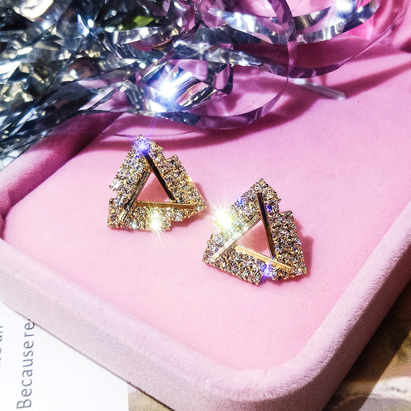 KOKO new S925 silver needle triangle crystal temperament fashion jewelry earrings elegant retro gold female earrings suitable for women wedd