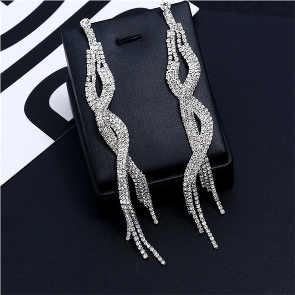 Luxury Rhinstone Long Tassel Earrings Women Fashion Retro Bohemia Dangle Earrings Brand Party Gifts Girls Earrings Jewelry