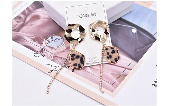 New European and American leopard earrings with high-grade alloy earrings for foreign trade can be customized acrylic Earrings