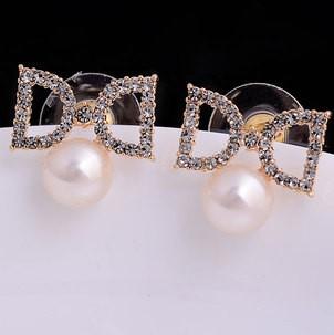 wonderful crystal D pearl lady's earings (1.5*1.5cm) (xgspc )