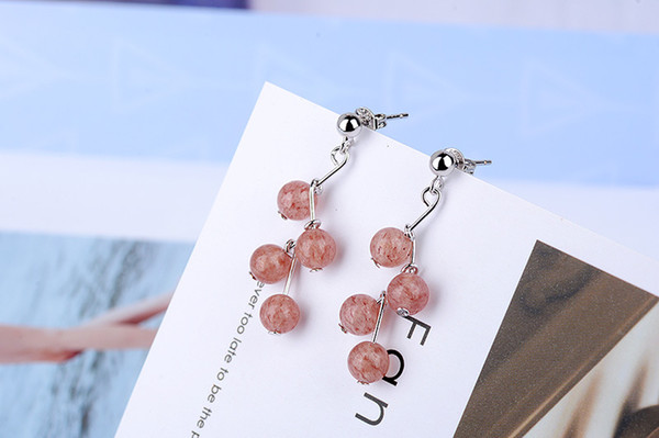 Korea handmade natural strawberry crystal earrings small fresh bean sand color beads earrings