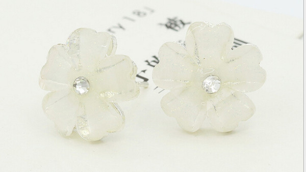 The Latest Korean Fashion Lady Stud Earrings Five Flower Earrings Cute Small Earrings Factory