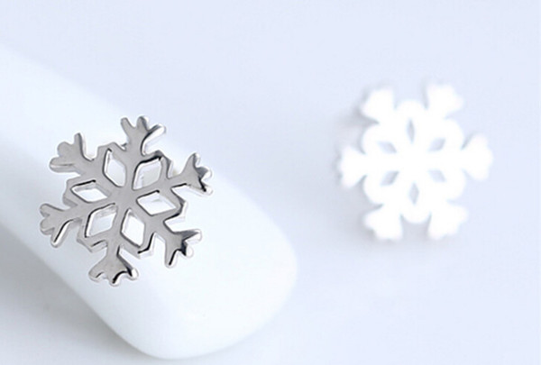 New Korean Favourite 925 Sterling Silver Snowflake Stud Earrings Classic Christmas