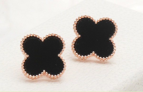 Jane Lucky Clover female Korean gold-plated earrings simple and elegant earrings to send his girlfriend a gift