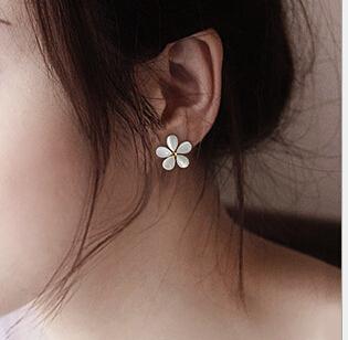 New Korean 2015 Hot Earings Jewelry Cute Pure Lady White Cherry Earring Accessories For Women brincos Wedding Ali express