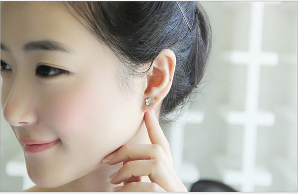 2015 Earrings For Women South Korea Imported 925 Sterling Hypoallergenic Earrings Three-dimensional Flowers Do Not Fade