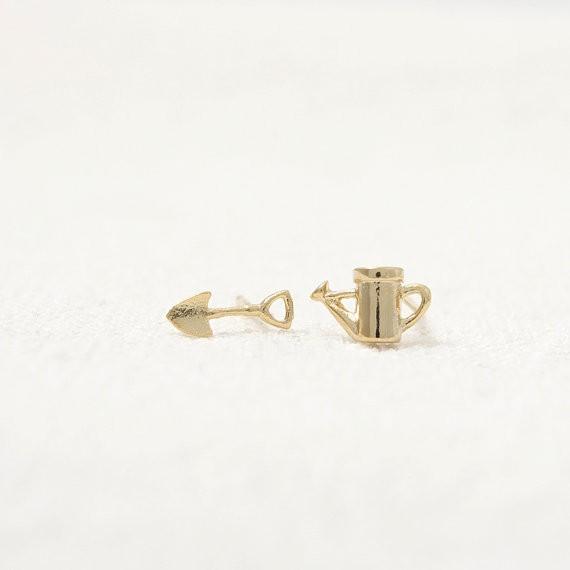 2018 Fashion shovel and kettle stud earrings zinc alloy gardener tool stud earrings for women wholesale