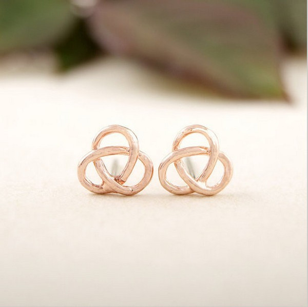 2018 Fashion Connected floriated stud earrings gold silver rose gold Plating stud earrings wholesale free shipping