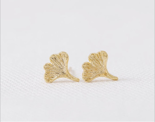 2018 Fashion ginkgo biloba stud earrings gold silver rose gold Plating stud earrings wholesale free shipping