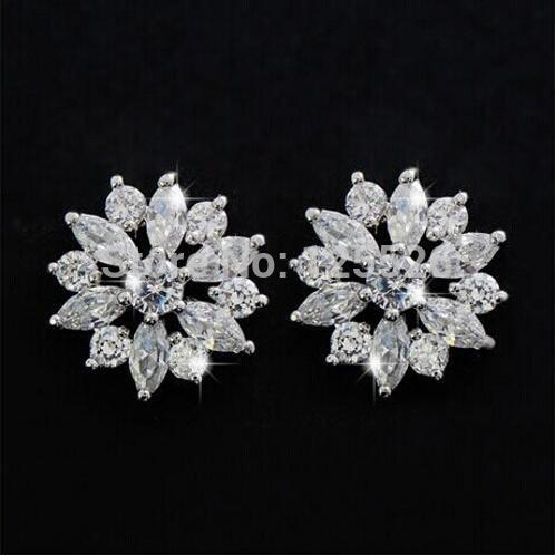 celebrity Style Sparkling Flower Style Diamond 925 Silver Filled Stud Earrings Hot Gift