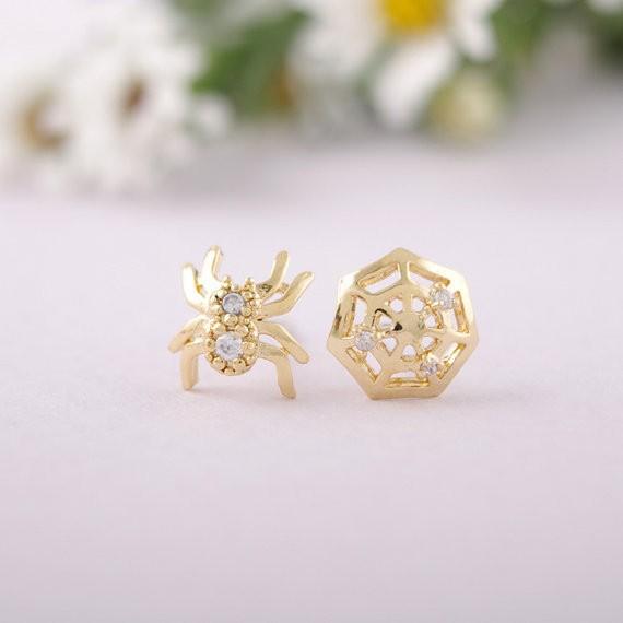 Fashion gold stud earrings The spider and web composite stud earrings for women Wholesale free shipping