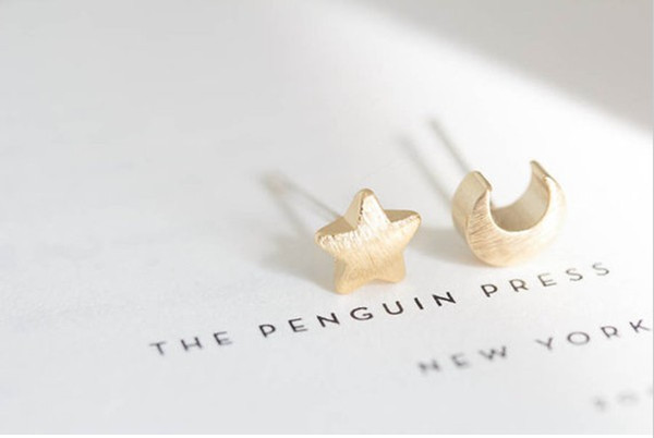 The latest elements gold stud earrings a star a moon combination stud earrings wholesale free shipping