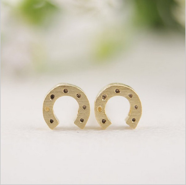 2018 The latest elements gold stud earrings lovely horseshoe earrings for women silver wholesale free shipping