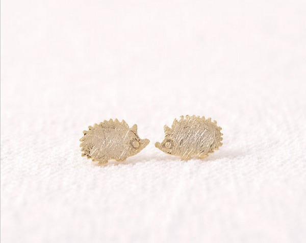 2018 the latest elements animal shapes hedgehog gold stud earrings stud earrings for women wholesale free shipping