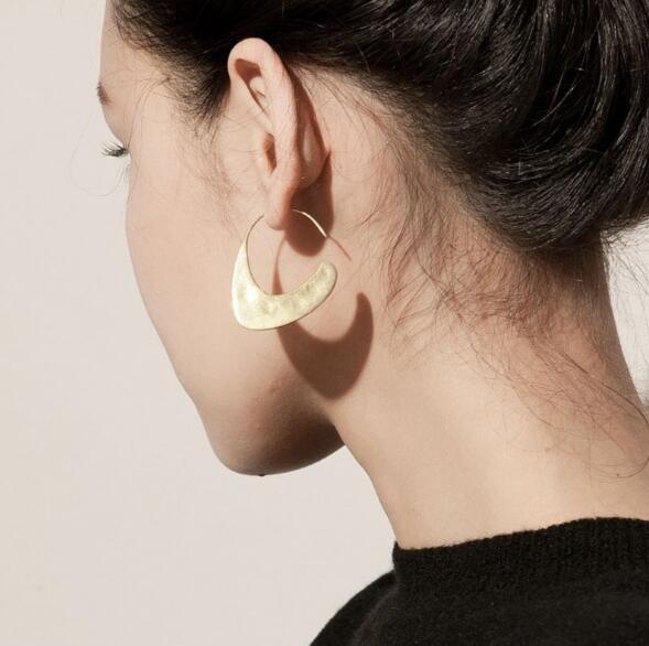 Europe and the United States big earrings hot explosions alloy smashing earrings women hot personality geometric earrings
