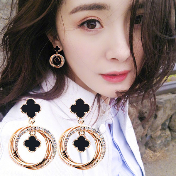 Five-pointed star earrings European and American personality exaggerated circle earrings female circle four-leaf clover earring s