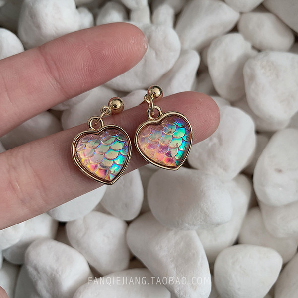 Little love illusion color pink fish scales earrings female Super immortal Korean temperament 2019 new tidal French ear