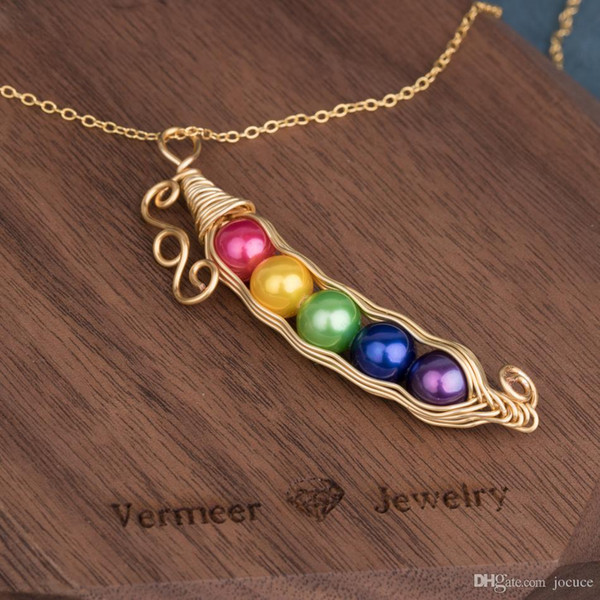 Hot Sale Handmade Golden Pendant Necklaces with Rainbow Color Freshwater Round Pearls for Woman Jewelry Christmas Gifts