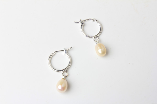 Silver Plated Earring 6-7mm Hot Sales Rice White Frenshwater Pearl with Good Quality for Women Gift