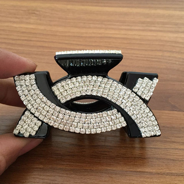 Women Rhinestone Letter C Hair Clip Bling Bling Rhinestone Claw Clamps Black Brown Fashion Hair Accessories