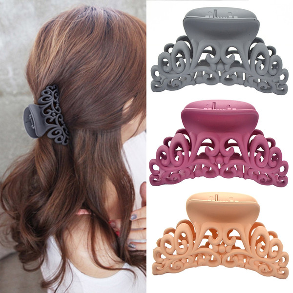 Womens Large Hairdress Hair Claw Clips Barrette Hair Crab Clamp Scrub Plastic Hollow Flower Hairpin Accessories