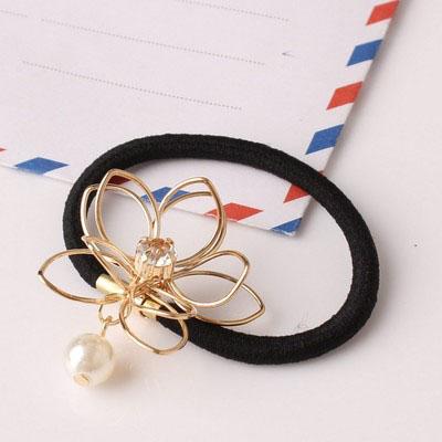 New Beautiful And Beautiful Wire Openwork Flower Hair Ring Exquisite Simple Pearl Rhinestone Rubber Decoration Bracelets