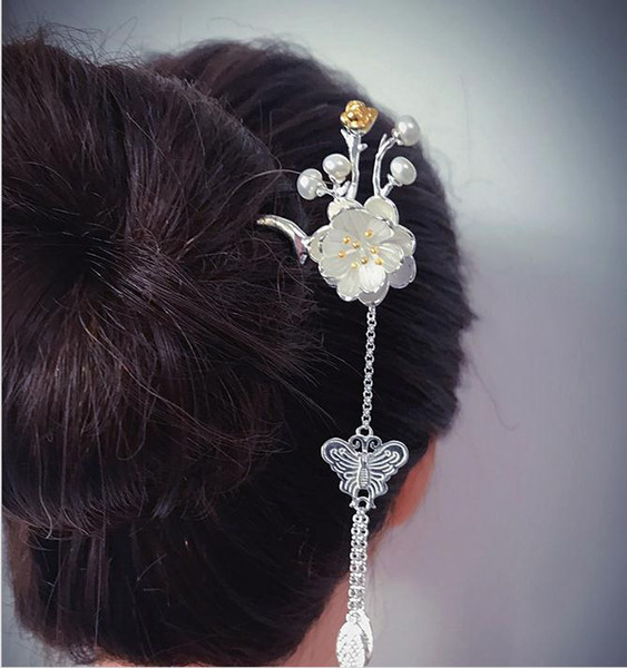 Originally designed pure silver peach flower butterfly hairpin of Sansheng III with Chinese costume and ancient tassel hairpin