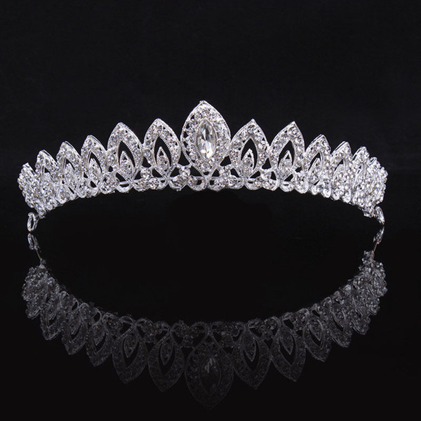 Bridal Tiara Crown Vintage Bride wedding headband girls tiaras and crowns for women Simple Stylish Princess crown Female Hair Accessories