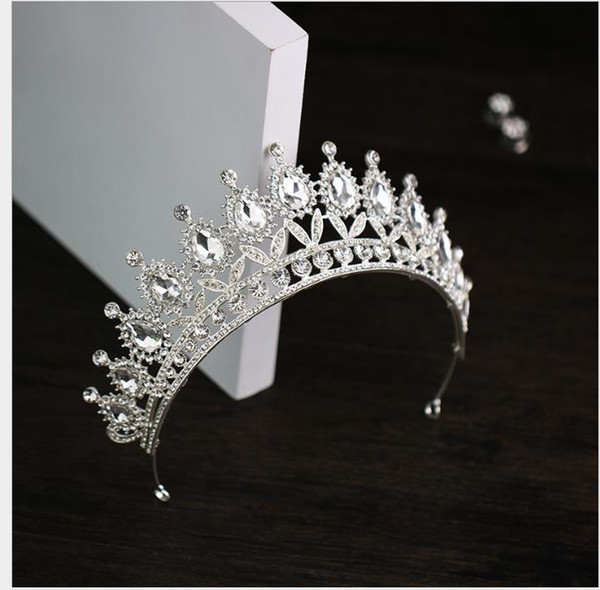 Handmade retro crown headdress Korean princess crown performance Birthday wedding photography hairdress