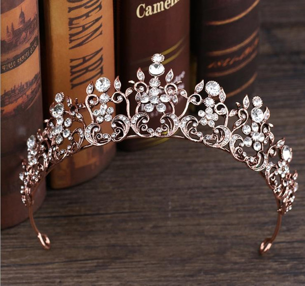 Retro Baroque diamond crown dress, wedding dress accessories